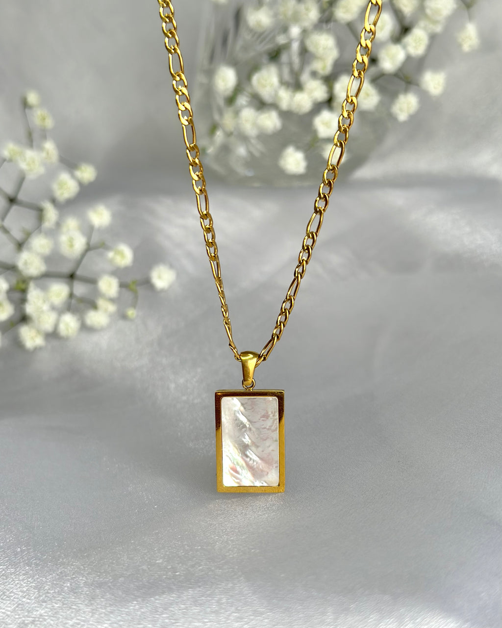 Sandy Necklace - 18k Gold Plated on Stainless Steel