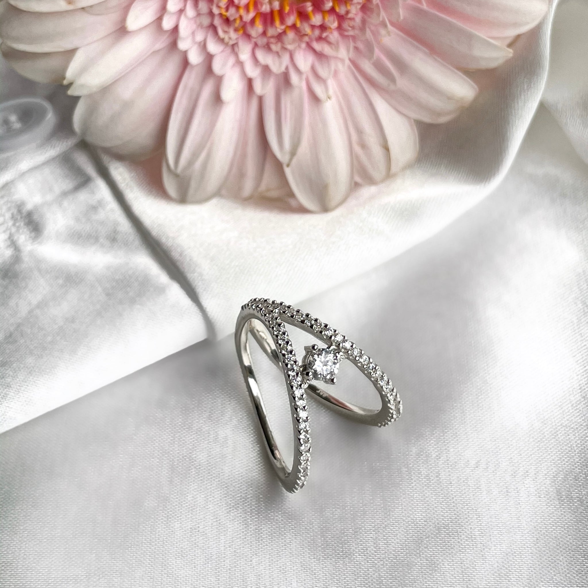 Iris Ring - 925 Sterling Silver